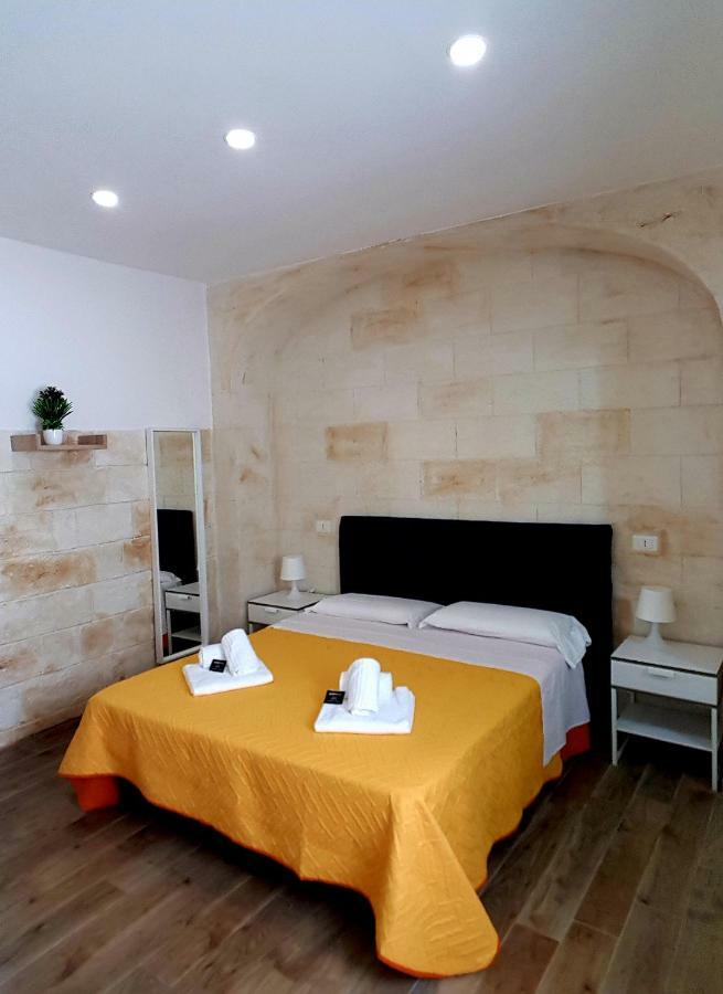 Room N.22 Tarente Extérieur photo